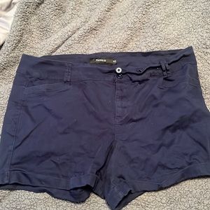 Torrid size 24 navy shorts 5 inch inseem